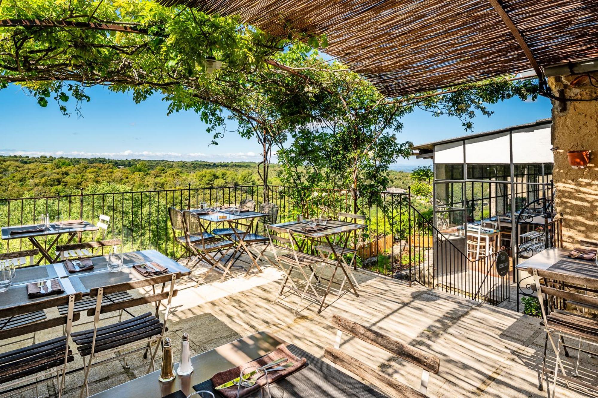 Hotel Restaurant Les Remparts ヴナスク エクステリア 写真